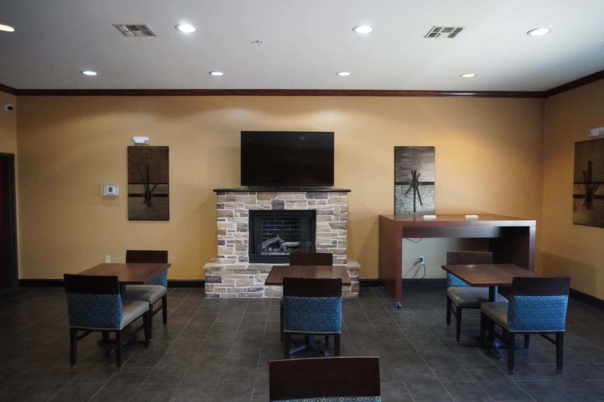 Hotel Comfort & I-20 3*