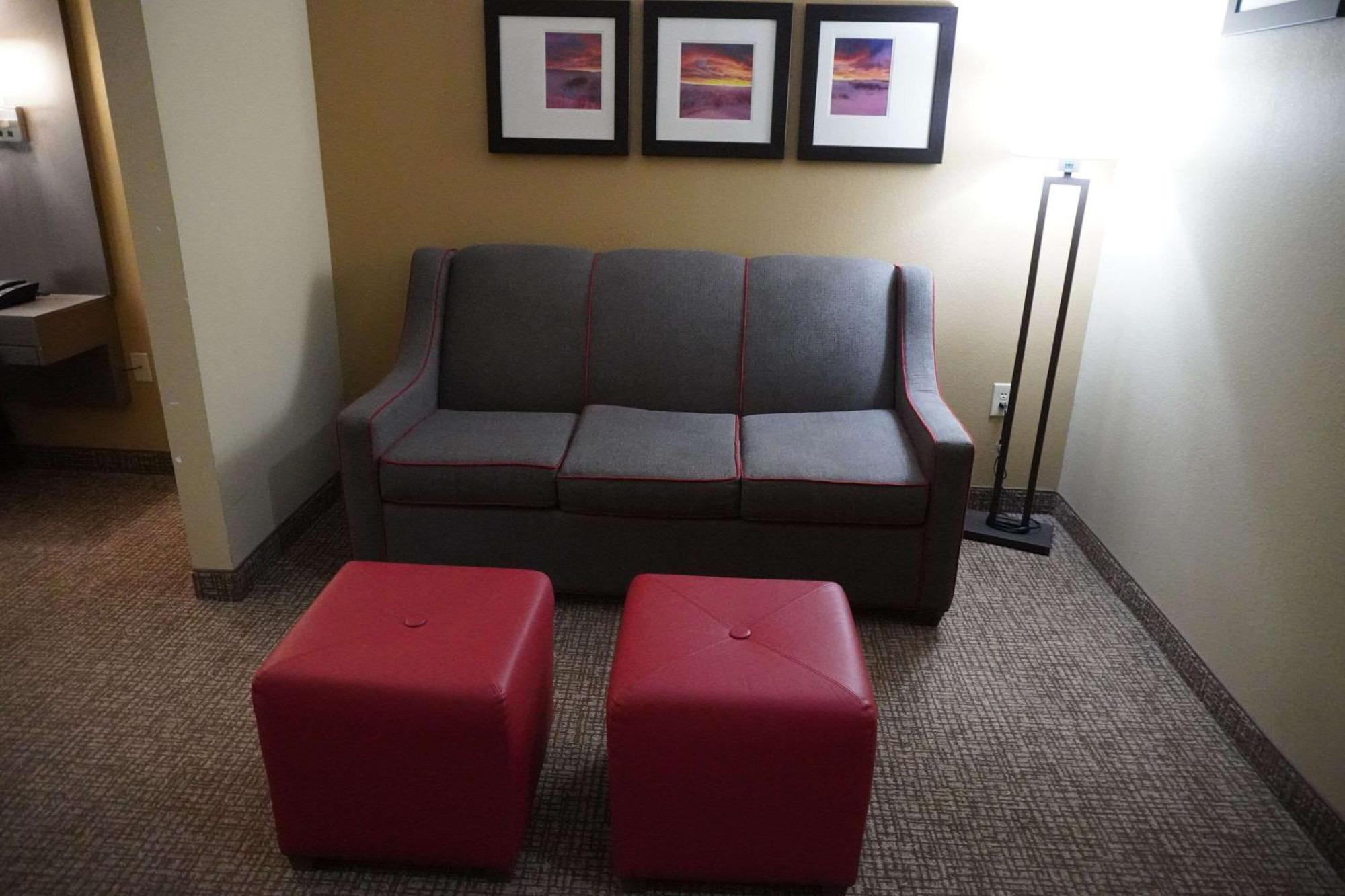 Comfort & I-20 Hotel