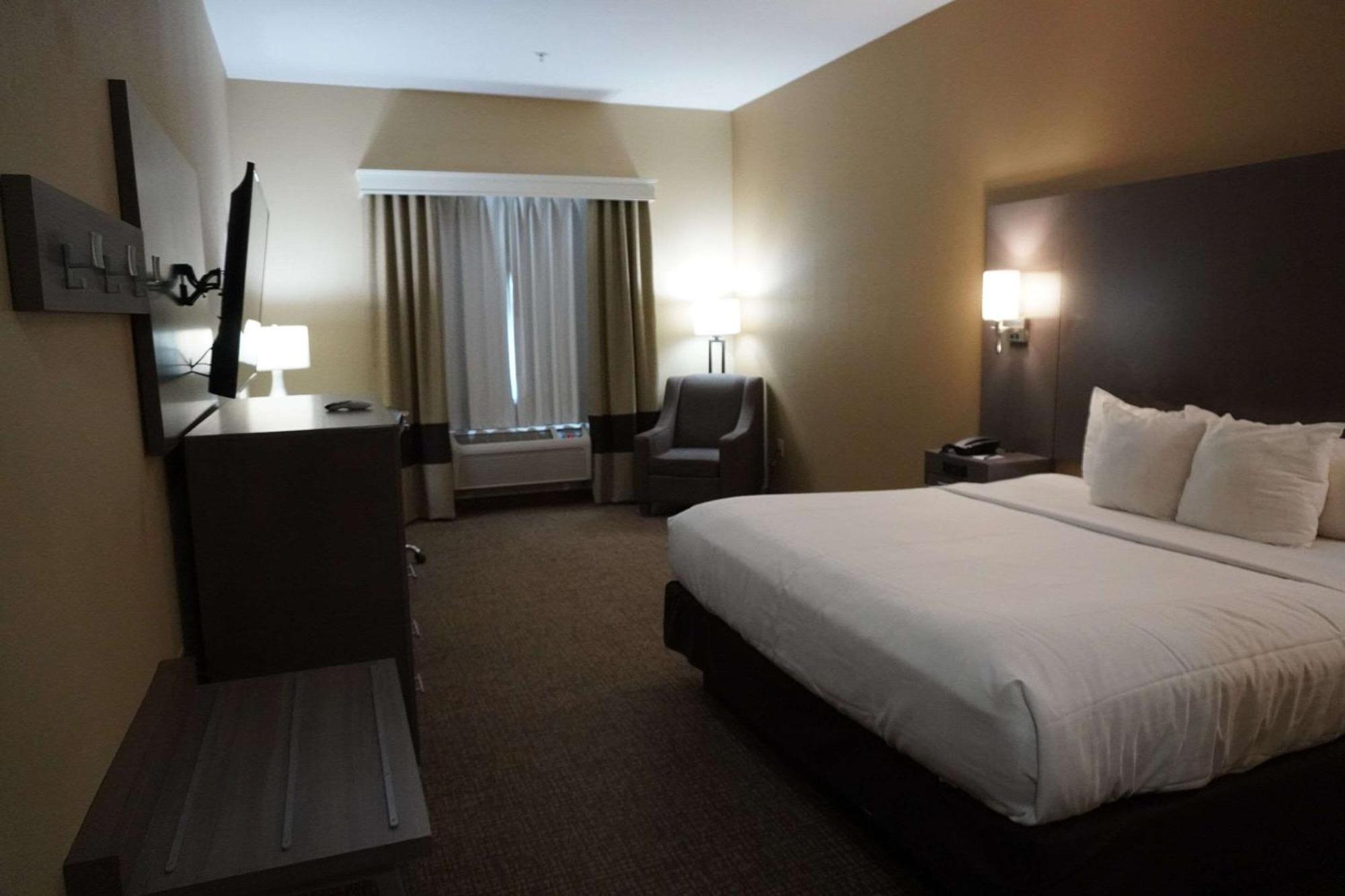 Hotel Comfort & I-20